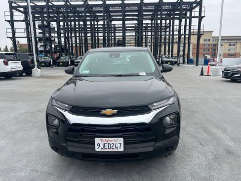 Used 2023 Chevrolet TrailBlazer LS FWD image 1