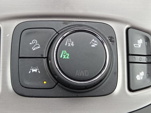 Used 2024 GMC Terrain AT4 AWD/4WD image 4