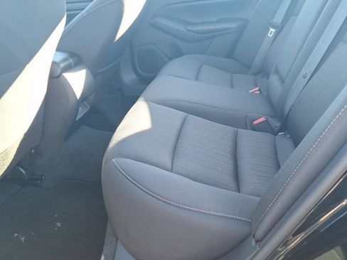 Used 2024 Nissan Altima 2.5 SV image 14