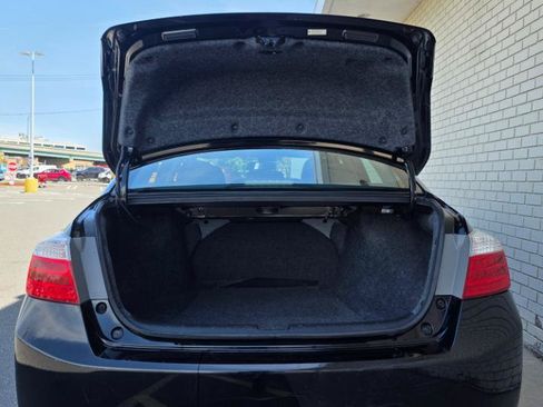 Used 2014 Honda Accord EX-L image 9