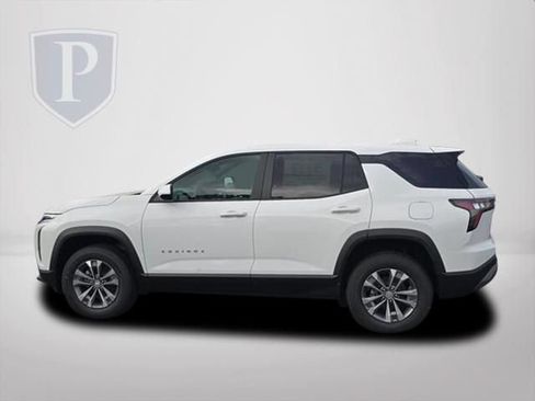 New 2026 Chevrolet Equinox LT FWD image 10