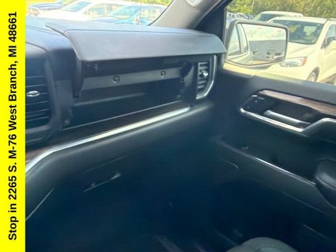 Used 2023 Chevrolet Silverado 1500 LT AWD/4WD image 34