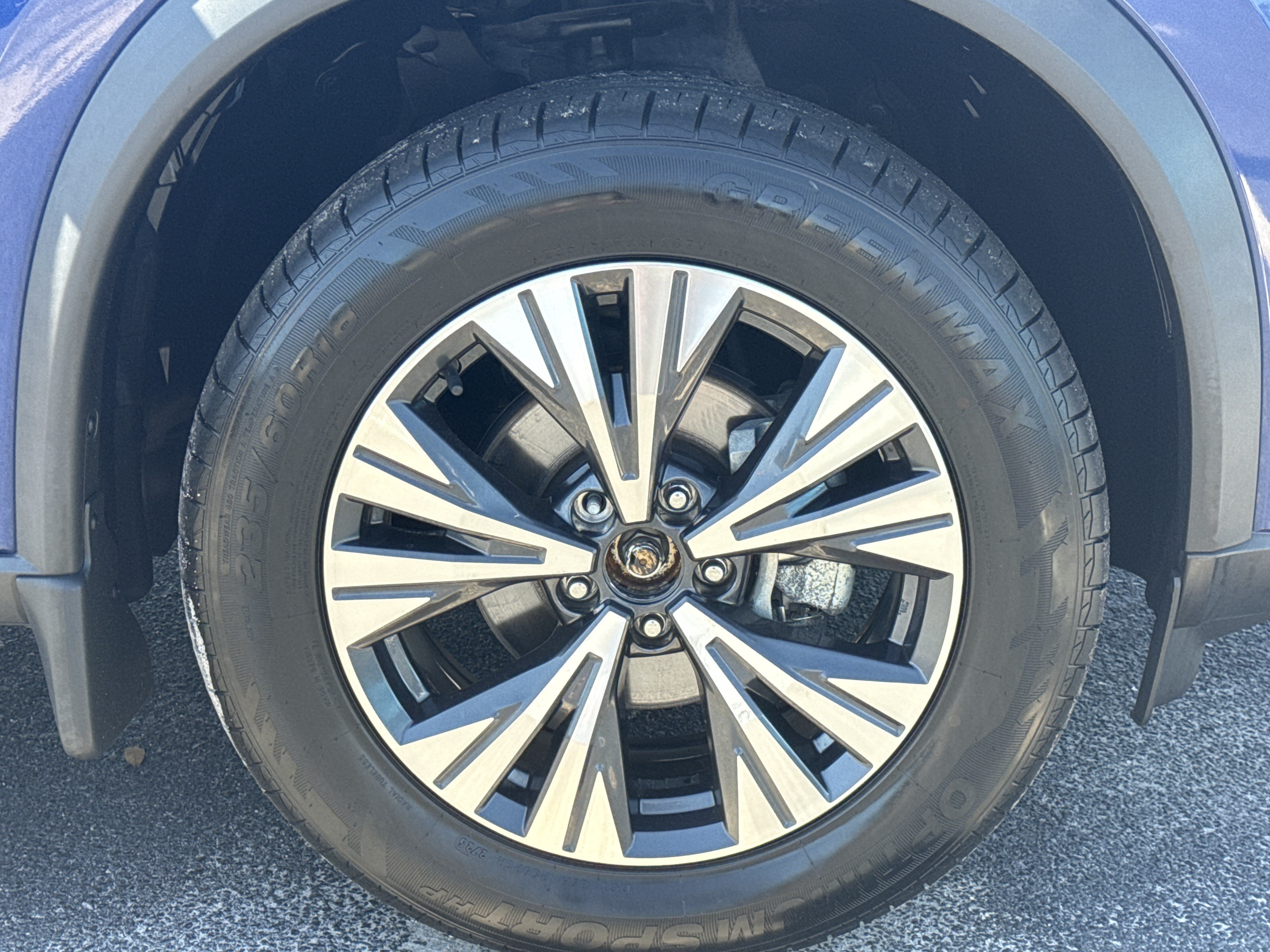 Used 2023 Nissan Rogue SV w/ SV Premium B Package FWD image 15