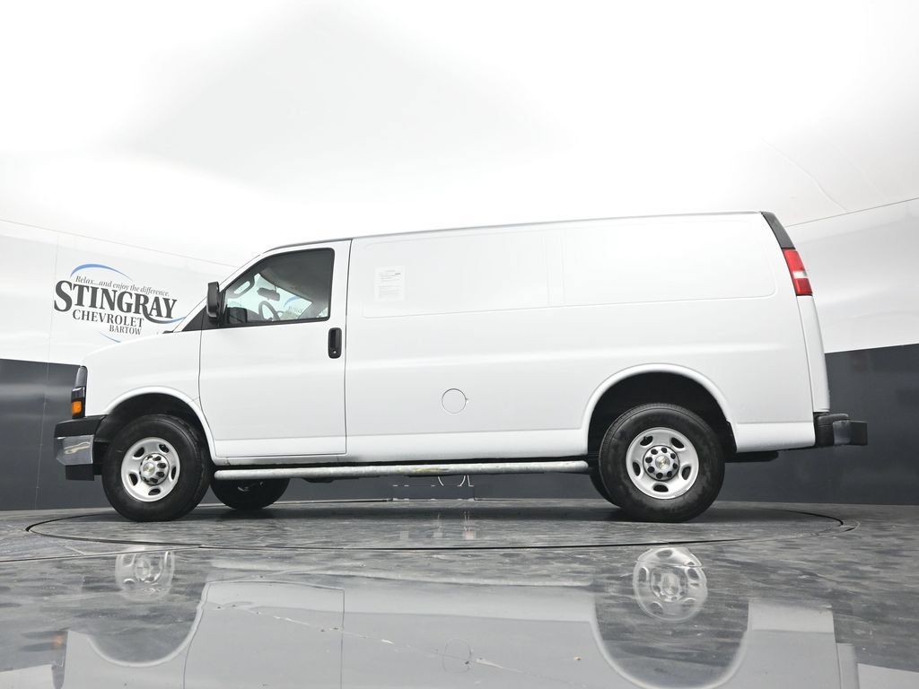 Used 2025 Chevrolet Express 2500 w/ Driver Convenience Package RWD image 29