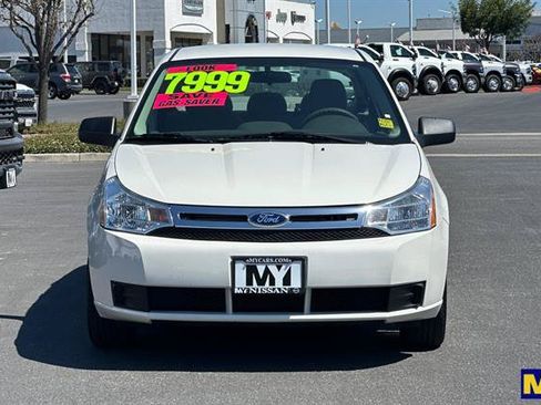 Used 2011 Ford Focus S FWD image 9