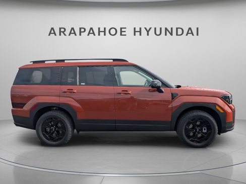 Used 2025 Hyundai Santa Fe XRT AWD/4WD image 5