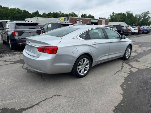 Used 2017 Chevrolet Impala LT FWD image 3
