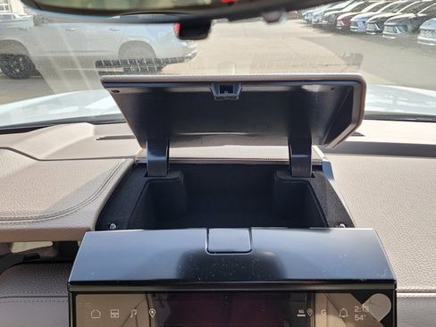 New 2026 GMC Yukon XL Denali image 32