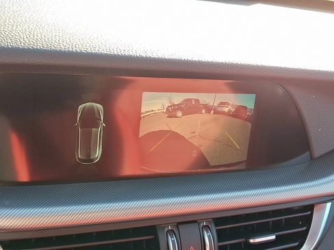 New 2025 Alfa Romeo Stelvio Sprint image 14