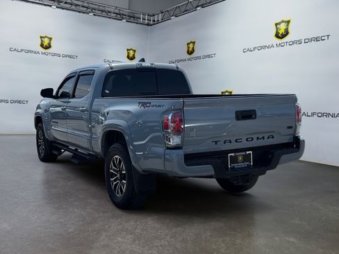 Used 2021 Toyota Tacoma TRD Sport RWD image 2