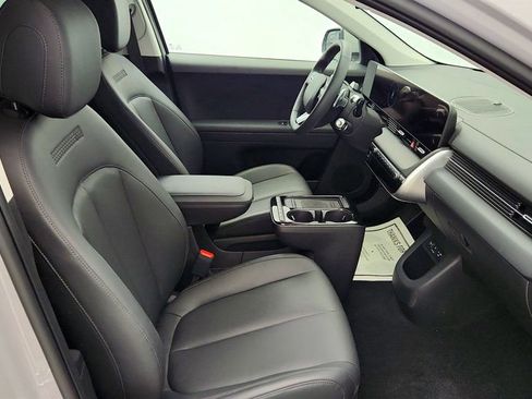 Used 2025 Hyundai Ioniq 5 SEL image 22