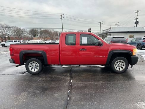 Used 2011 Chevrolet Silverado 1500 W/T image 4