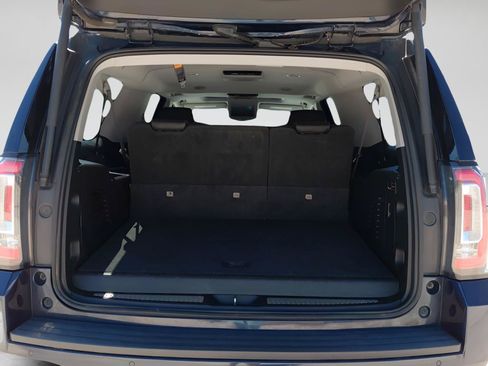Used 2018 GMC Yukon XL SLT w/ Premium Edition AWD/4WD image 23