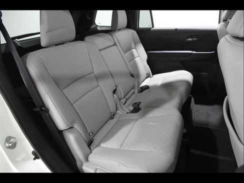 Used 2019 Honda Passport Elite image 19