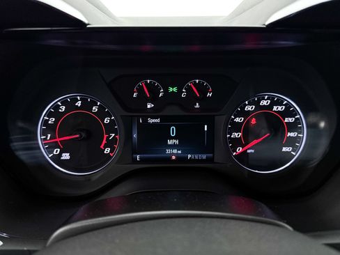 Used 2018 Chevrolet Camaro LT RWD image 32