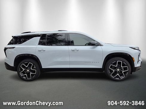New 2026 Chevrolet Traverse High Country image 8