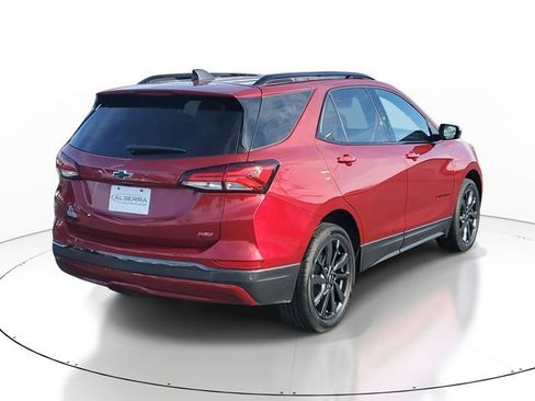 Certified 2023 Chevrolet Equinox RS w/ LPO, Floor Liner Package image 4