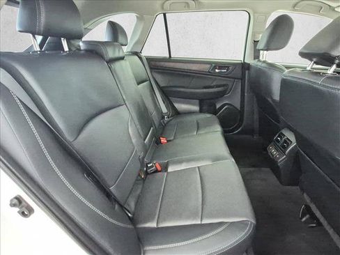 Used 2019 Subaru Outback 2.5i Limited w/ Popular Package #2 AWD/4WD image 25