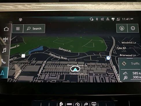 Used 2022 Audi e-tron Premium Plus w/ Premium Plus Package image 56