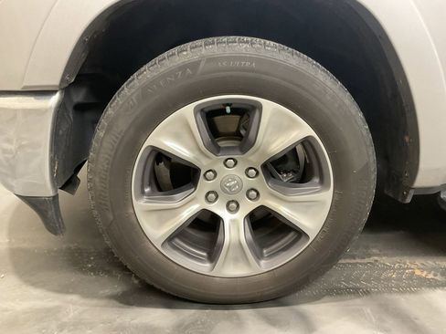 Used 2019 RAM 1500 Laramie image 6