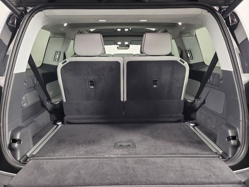 Used 2024 Rivian R1S Adventure image 15