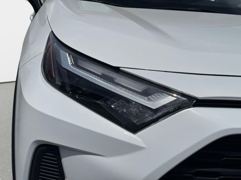 Certified 2025 Toyota RAV4 XLE AWD/4WD image 7