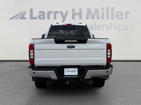 Certified 2020 Ford F350 Lariat w/ Chrome Package AWD/4WD image 4