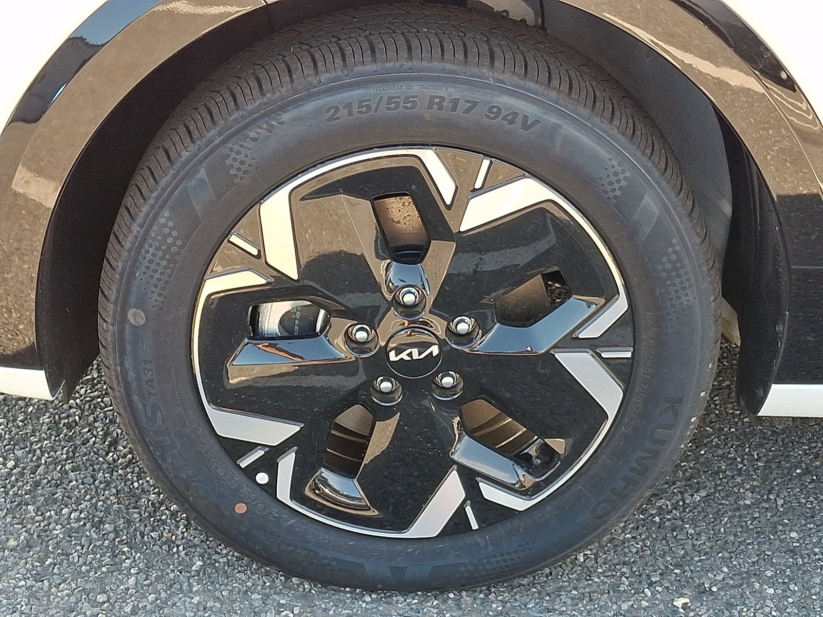 New 2026 Kia Niro Wind FWD image 4