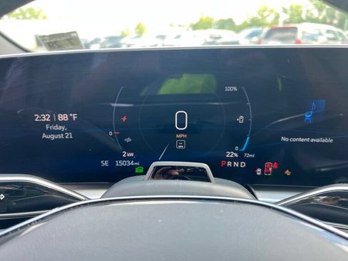 Used 2024 Cadillac Lyriq Luxury AWD/4WD image 8