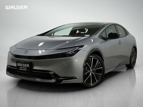 Used 2025 Toyota Prius Limited w/ Limited Premium Package image 1