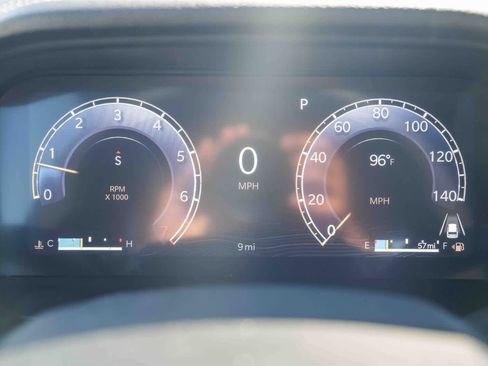 New 2025 Jeep Grand Cherokee Limited image 23