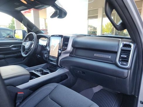 Used 2024 RAM 1500 Big Horn AWD/4WD image 23