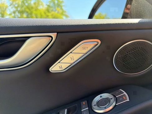 Used 2026 Genesis G80 2.5T AWD/4WD image 18