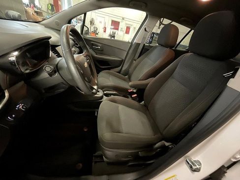 Used 2020 Chevrolet Trax LS w/ Tint and Cruise Package image 4