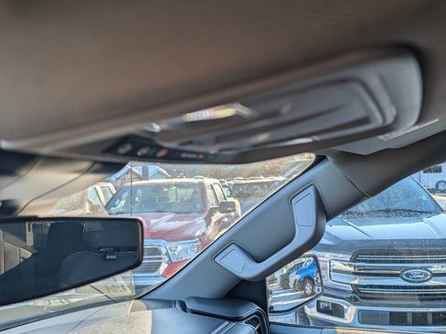 Used 2025 Chevrolet Silverado 1500 LT AWD/4WD image 26