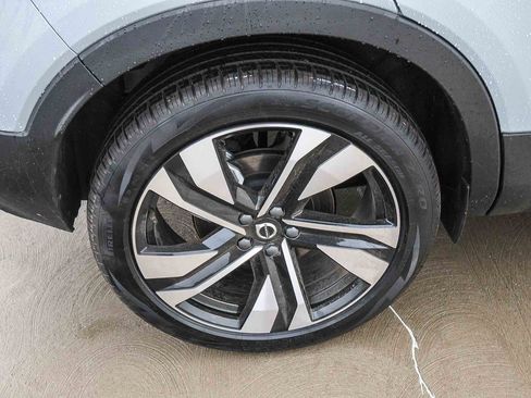 New 2025 Volvo XC40 B5 Plus w/ Protection Package Premier image 14