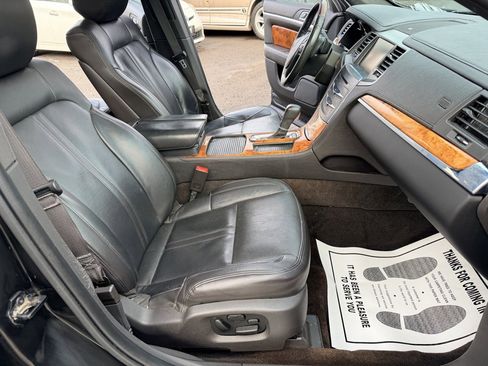 Used 2013 Lincoln MKS AWD image 24