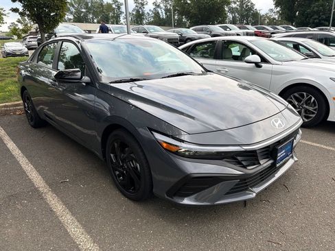 Certified 2026 Hyundai Elantra Sport FWD image 2