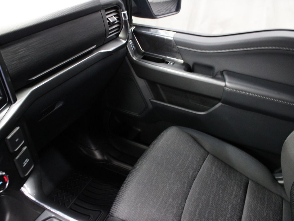 Used 2022 Ford F150 XLT w/ Equipment Group 302A High AWD/4WD image 30