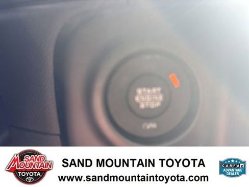 Used 2023 Jeep Wrangler Rubicon image 18