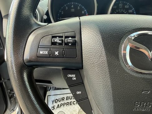 Used 2013 MAZDA MAZDA3 i Sport FWD image 22