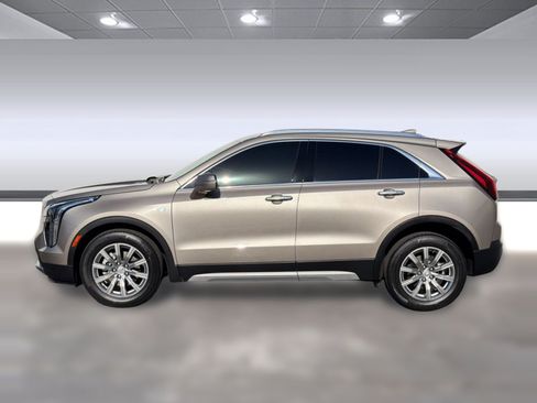 Certified 2023 Cadillac XT4 Premium Luxury FWD image 2