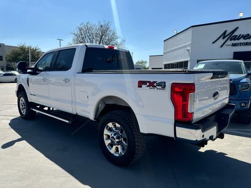 Used 2017 Ford F350 Lariat w/ Chrome Package image 2