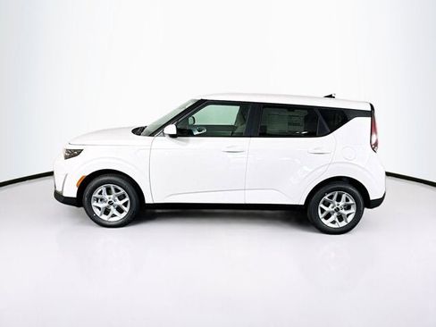 New 2025 Kia Soul LX w/ LX Technology Package image 8