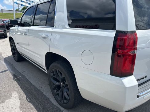 Used 2020 Chevrolet Tahoe Premier w/ Premier Plus Edition AWD/4WD image 4