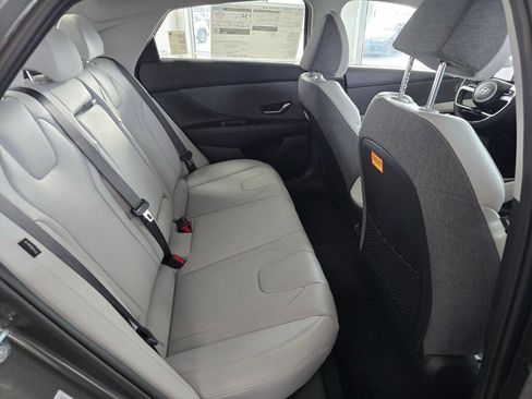 New 2026 Hyundai Elantra Limited image 34