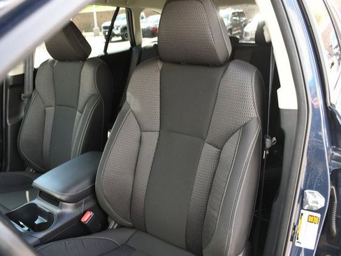 Used 2025 Subaru Outback Premium AWD/4WD image 17