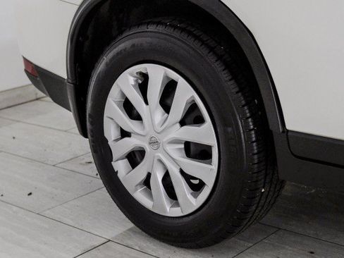 Used 2017 Nissan Rogue S FWD image 44