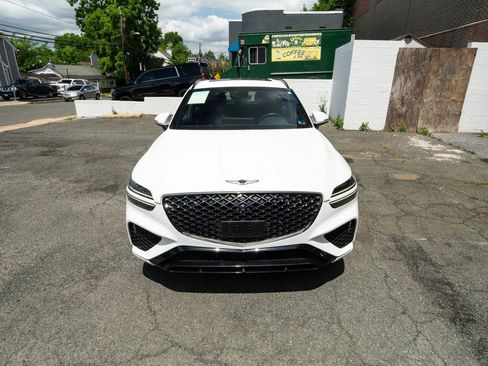 Used 2022 Genesis GV70 3.5T Sport w/ Sport Advanced Package AWD/4WD image 8