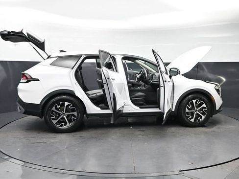 Used 2023 Kia Sportage EX FWD image 33